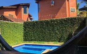 Casa em Condomínio com Piscina Privativa